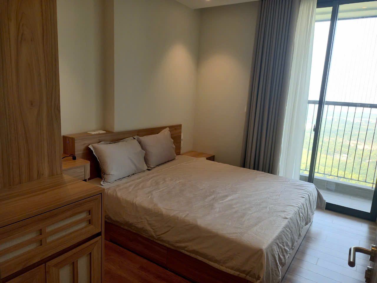 3 bedrooms apartment 97sqm at landmark 1 build ing 7