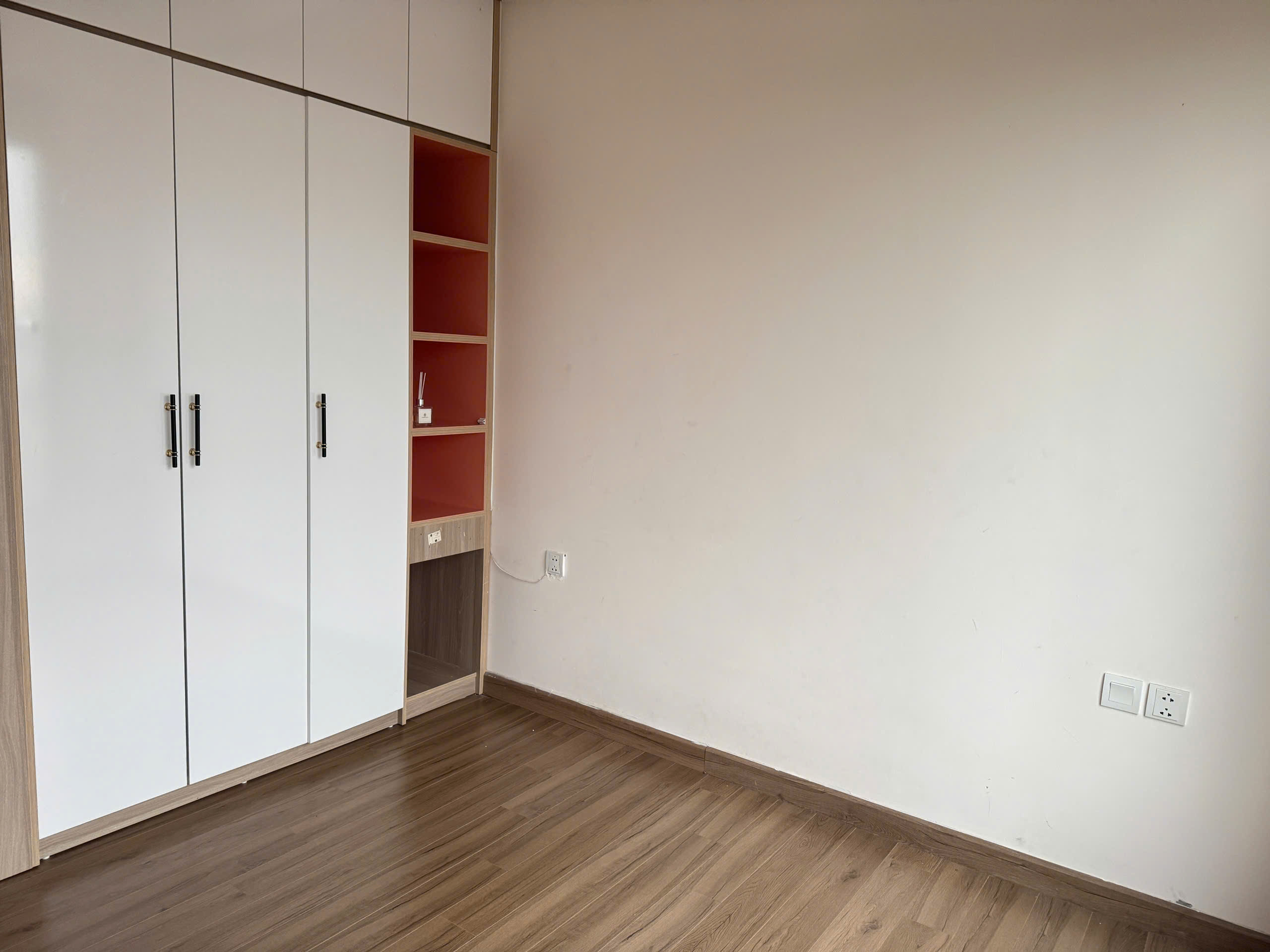 3 bedrooms apartment for rent in S2 Sky Oasis ecopark 12