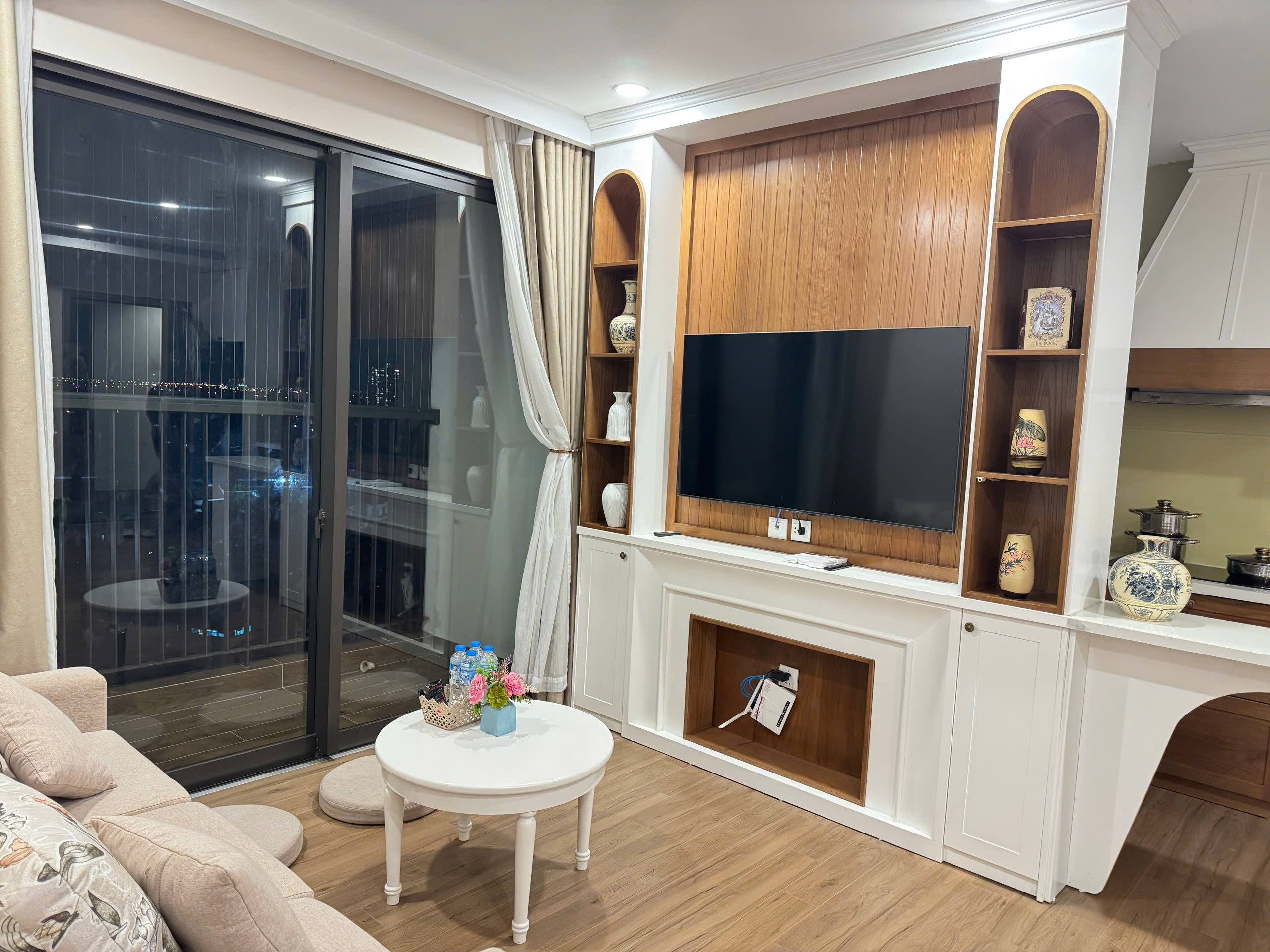 3 bedrooms apartment for rent in S2 Sky Oasis ecopark 2