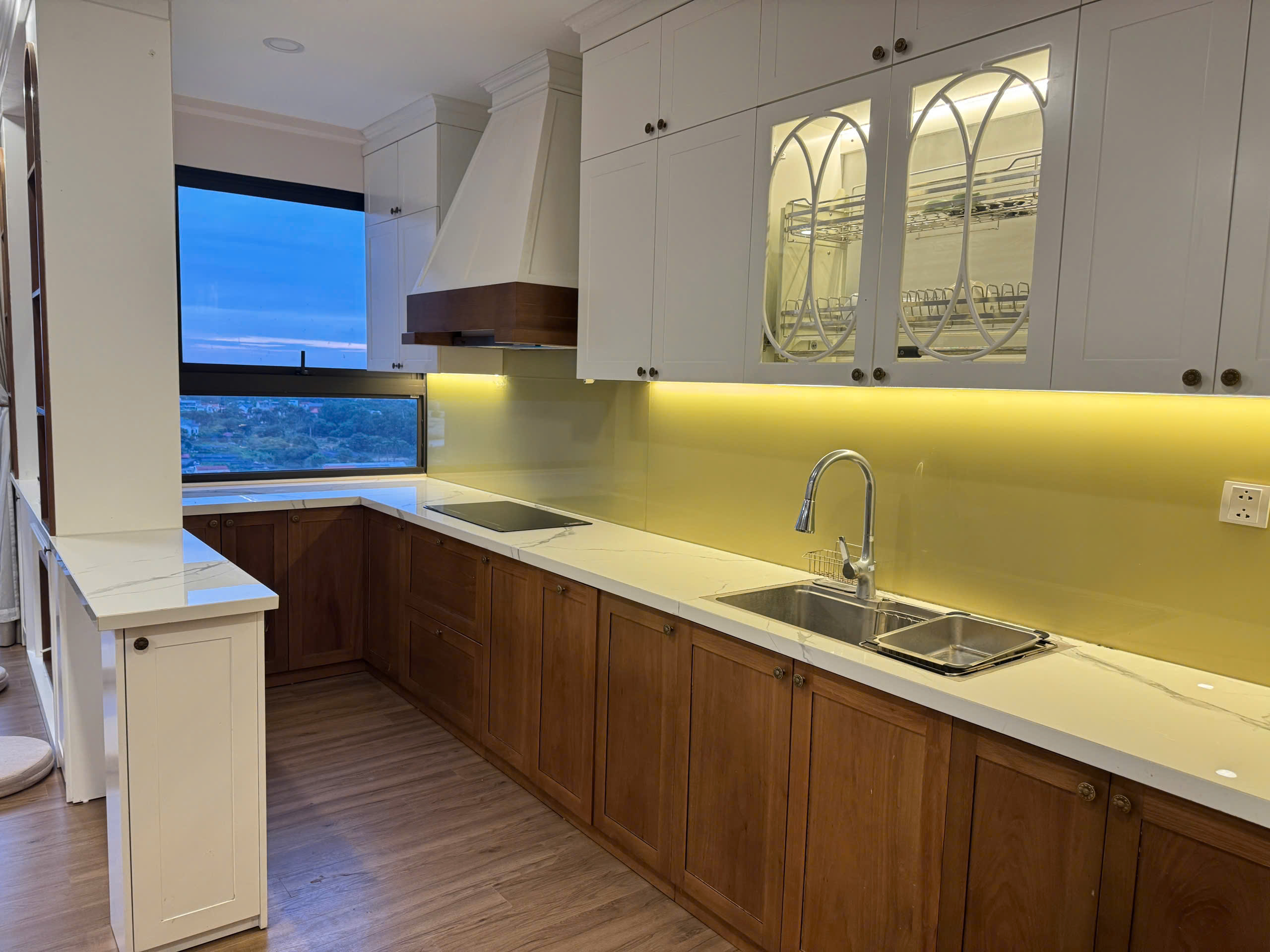 3 bedrooms apartment for rent in S2 Sky Oasis ecopark 4