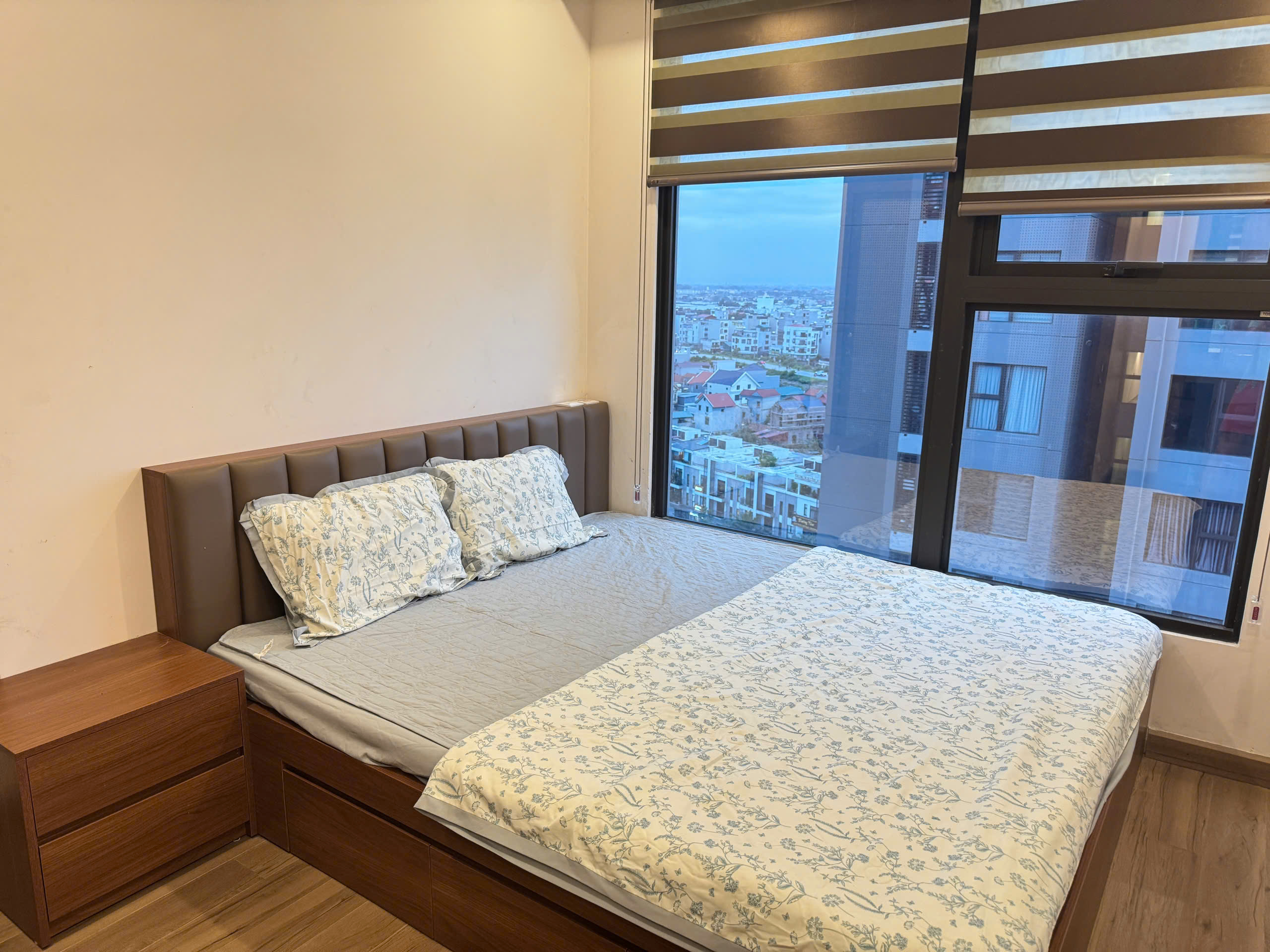 3 bedrooms apartment for rent in S2 Sky Oasis ecopark 6