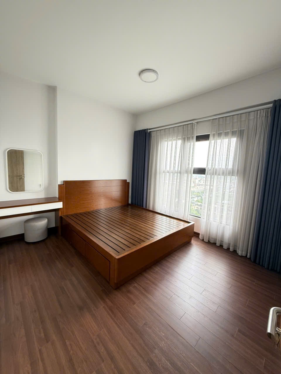 3 bedrooms apartment in Lake 1 building with nice view 4