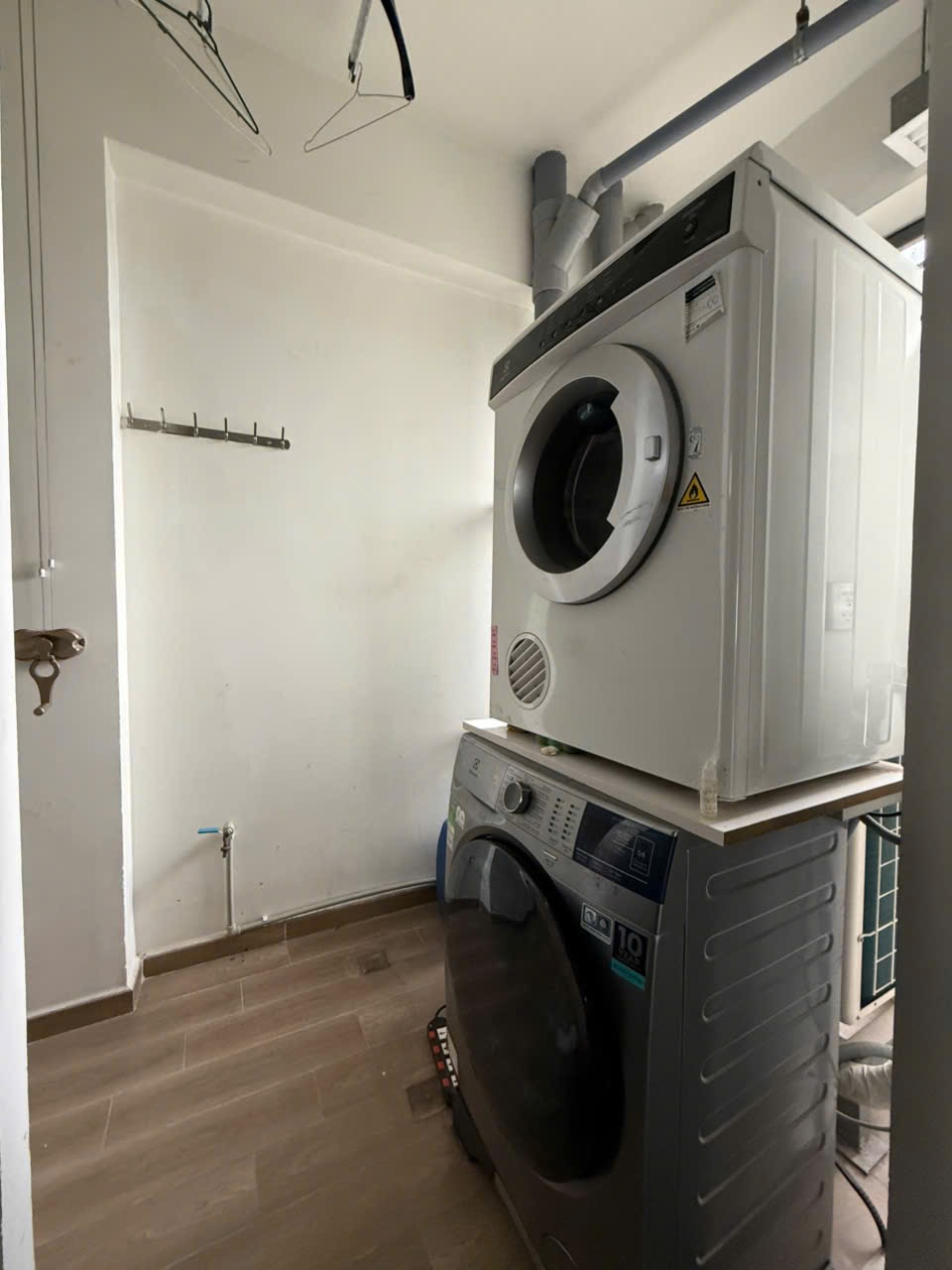 3 bedrooms apartment in Lake 1 building with nice view 8