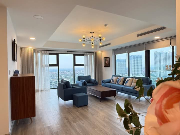 3 bedrooms apartment in Lake 2 with 158sqm 1