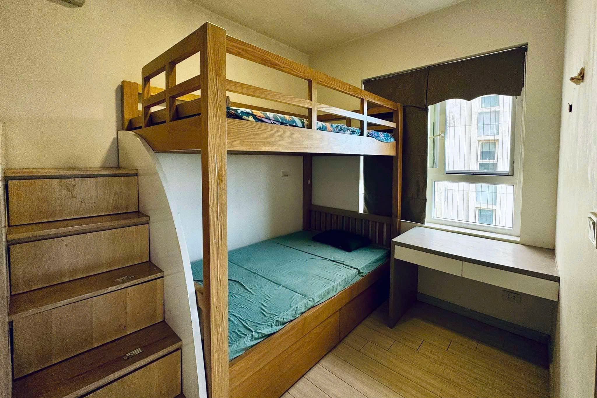 3 bedrooms full furnished apartment in Rung Co Ecopark 9