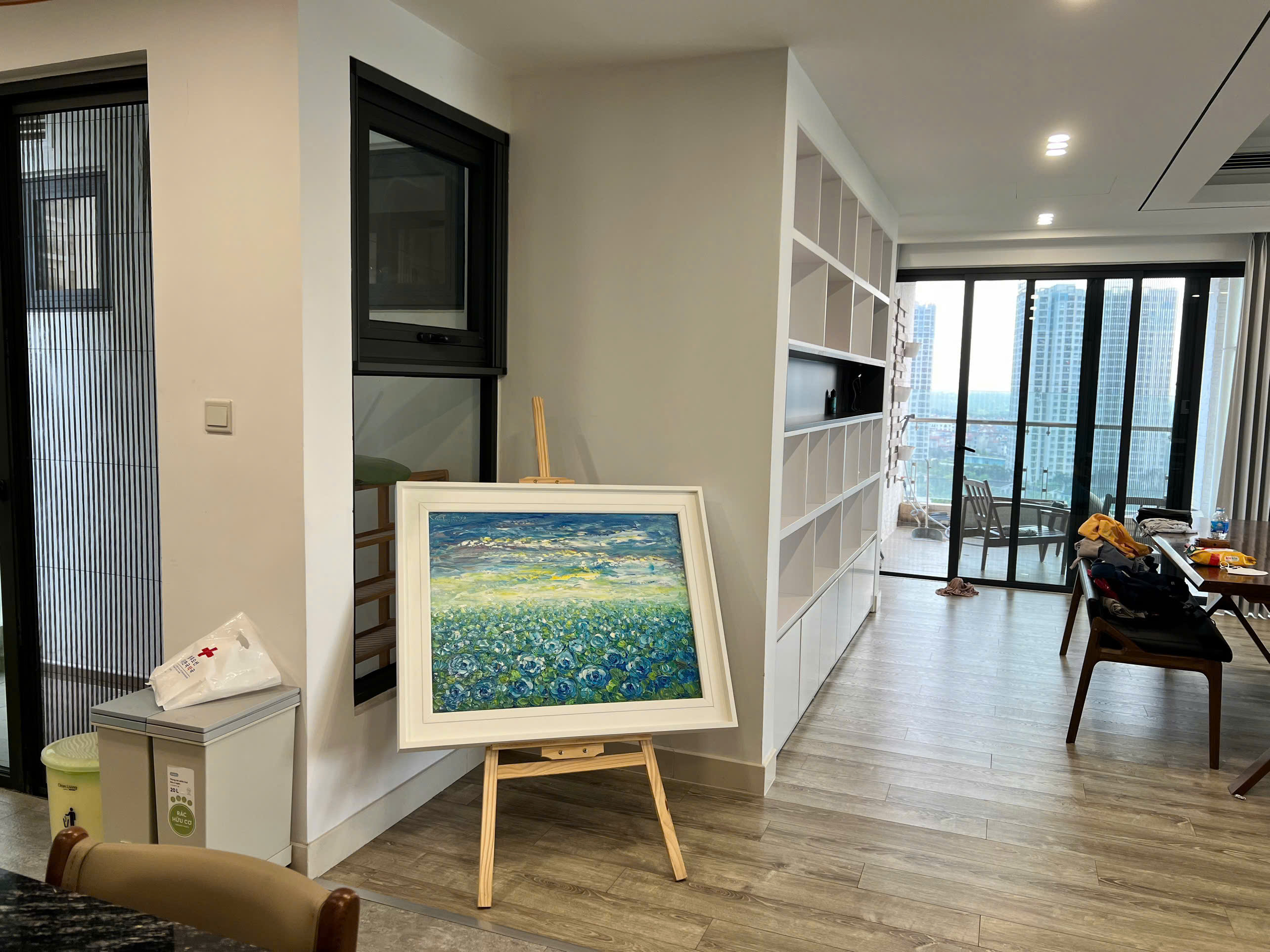 3 bedrooms fully furnished apartment for rent in Lake 1 Ecopark 2