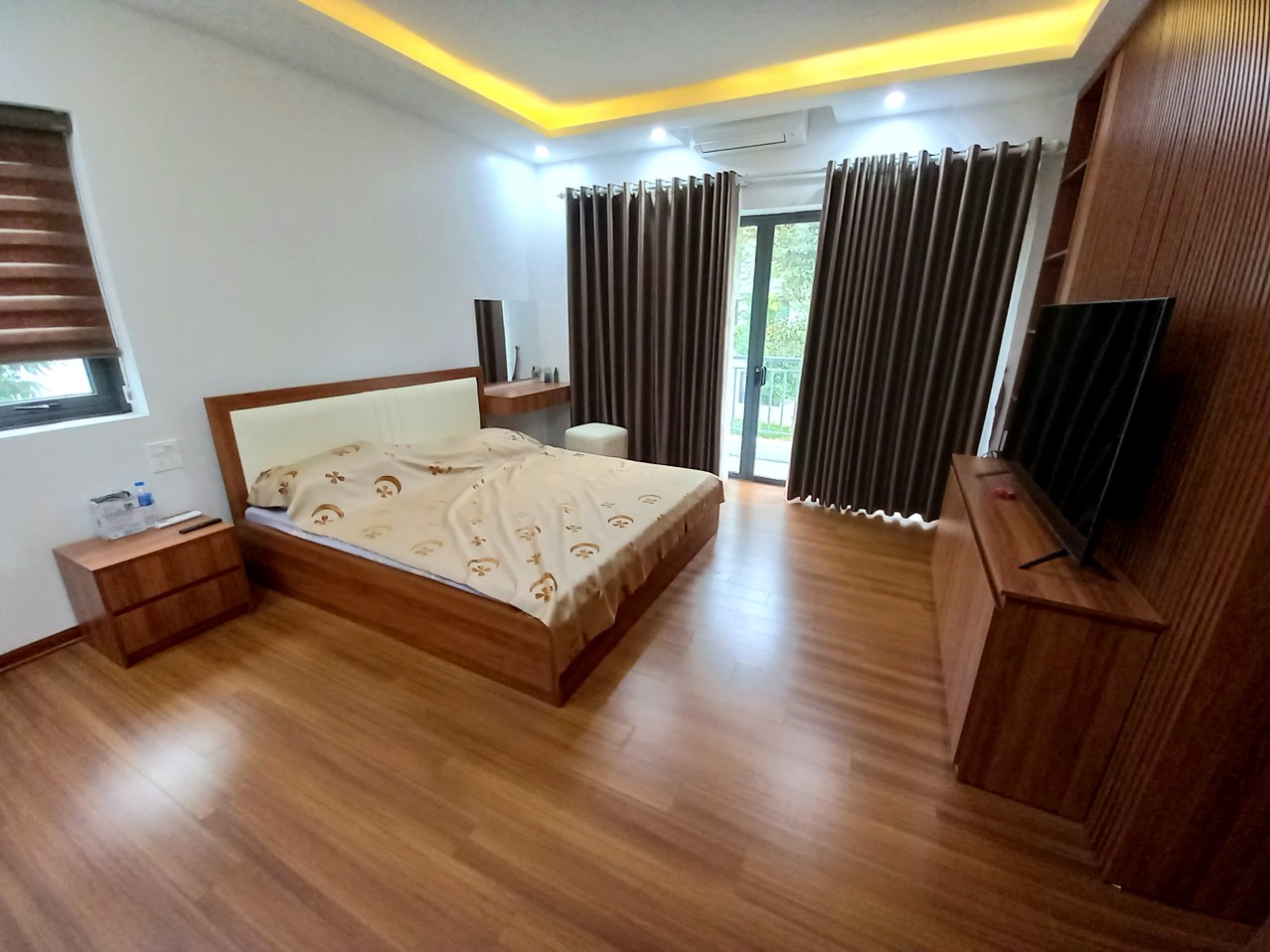 5 bedrooms furnished villa in Park river , Ecopark Van Giang 7