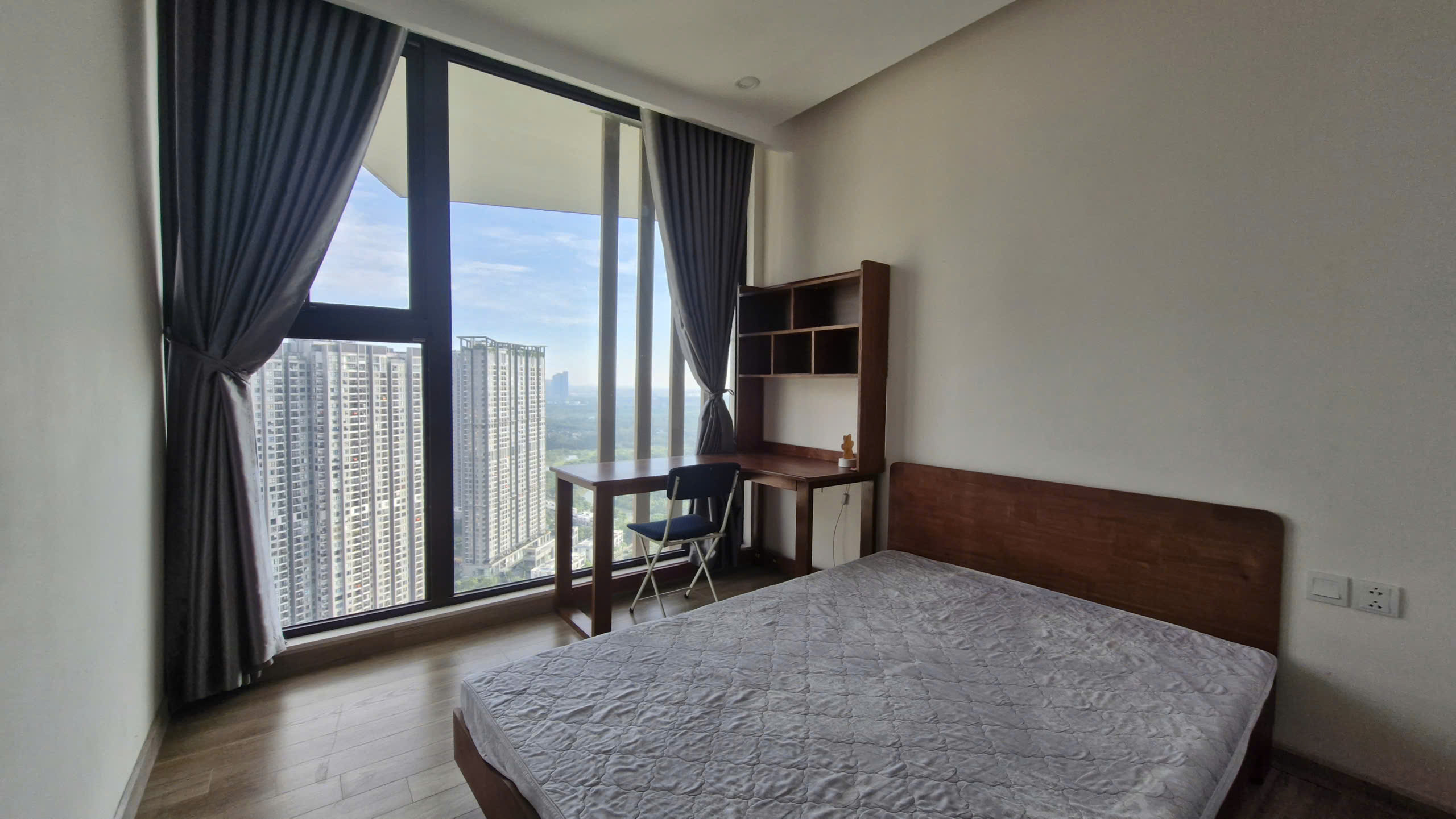 Apartment for rent in Solforest Ecopark 3 bedrooms 3