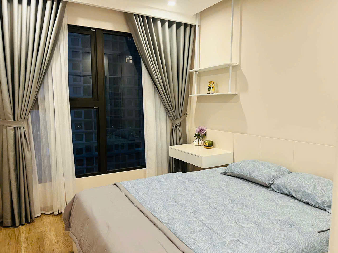 Brand new apartment for rent in Haven Park Ecopark 3 bedrooms 5