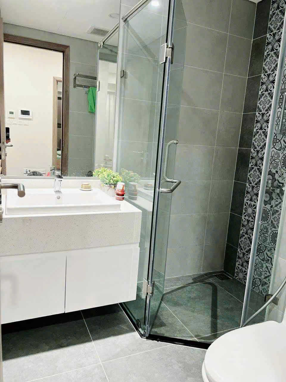 Brand new apartment for rent in Haven Park Ecopark 3 bedrooms 7