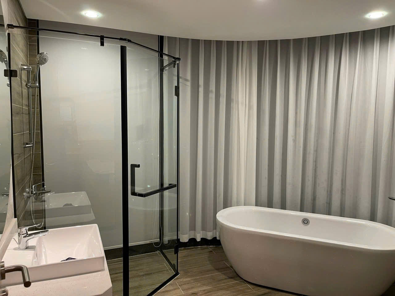 Charming 3 bedrooms apartment for rent R2 Onsen landmark 7