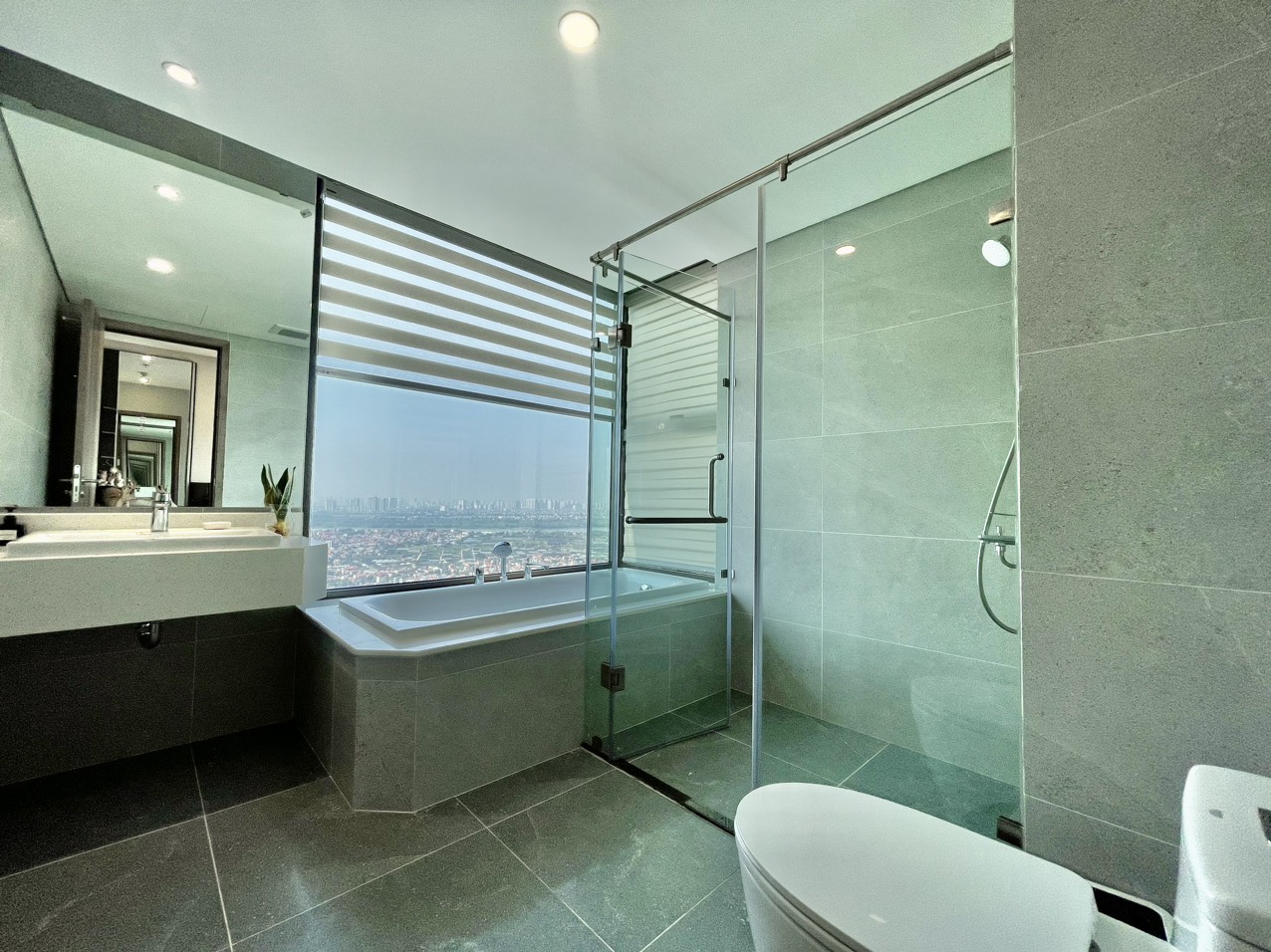 Charming 3 bedrooms apartment in H2 Haven Park 8