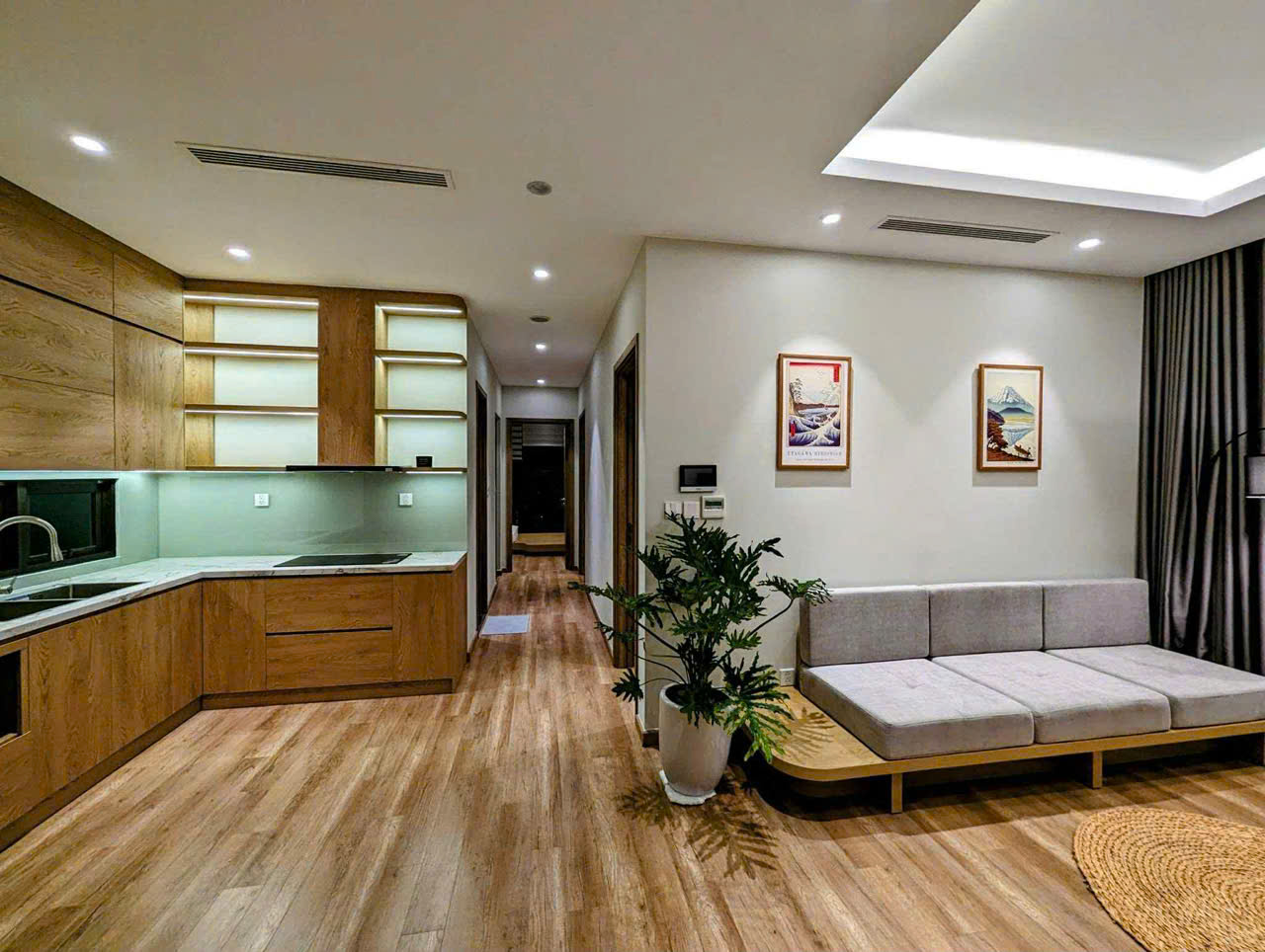 Cozy 3 bedrooms apartment in Landmark 1 buiding high floor 2