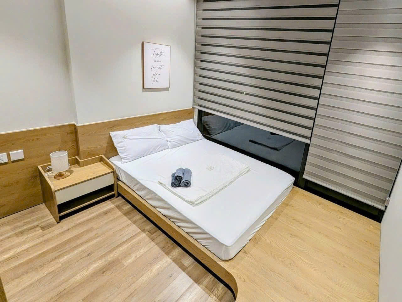 Cozy 3 bedrooms apartment in Landmark 1 buiding high floor 8