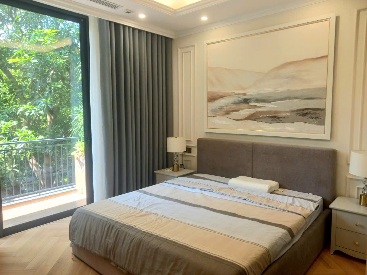 Cozy furnished house to rent in Ecopark Island Villa 6 bedrooms fully furnished 6