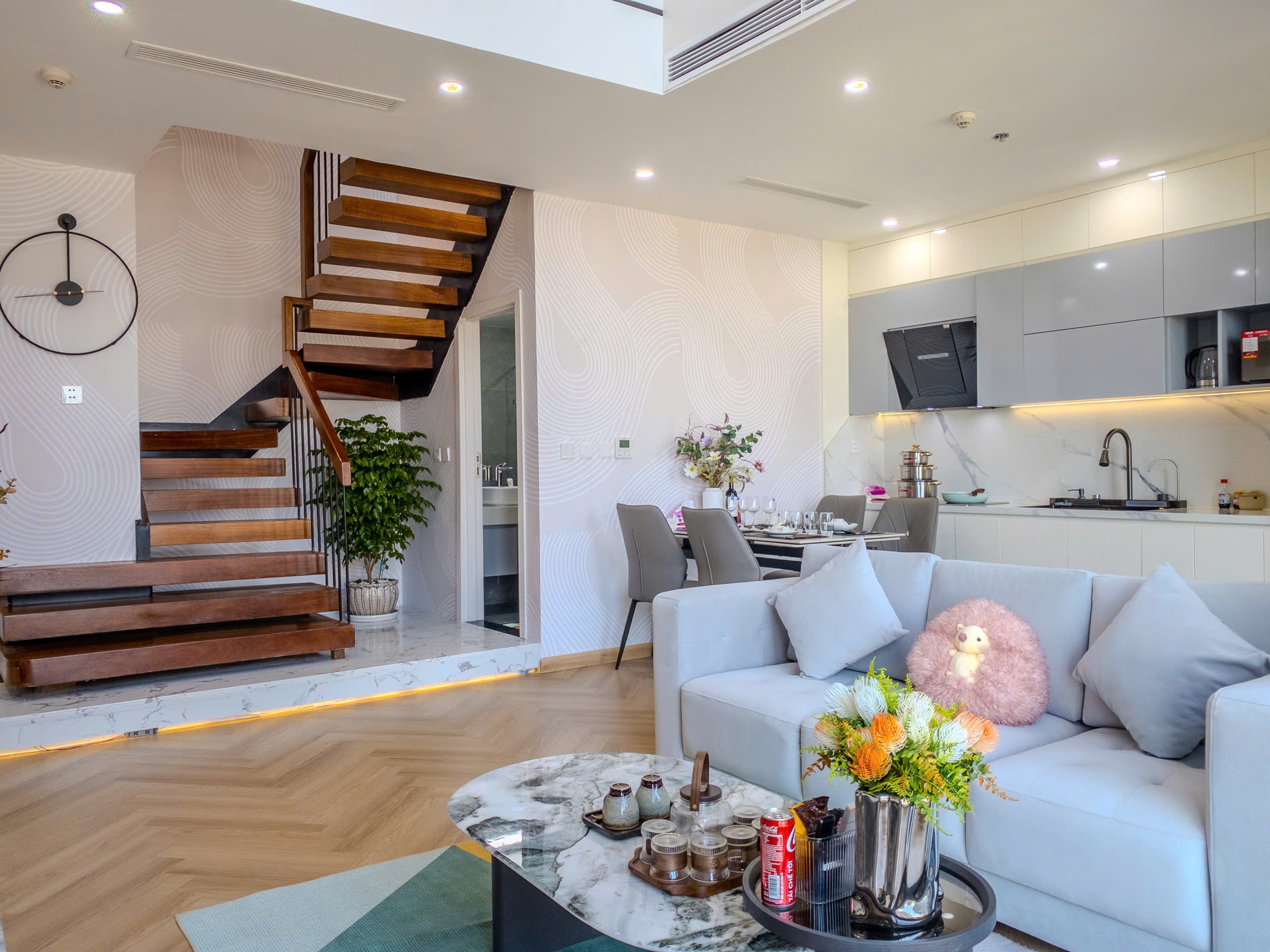 Duplex 3 bedrooms apartment in Solforest modern furnished 4