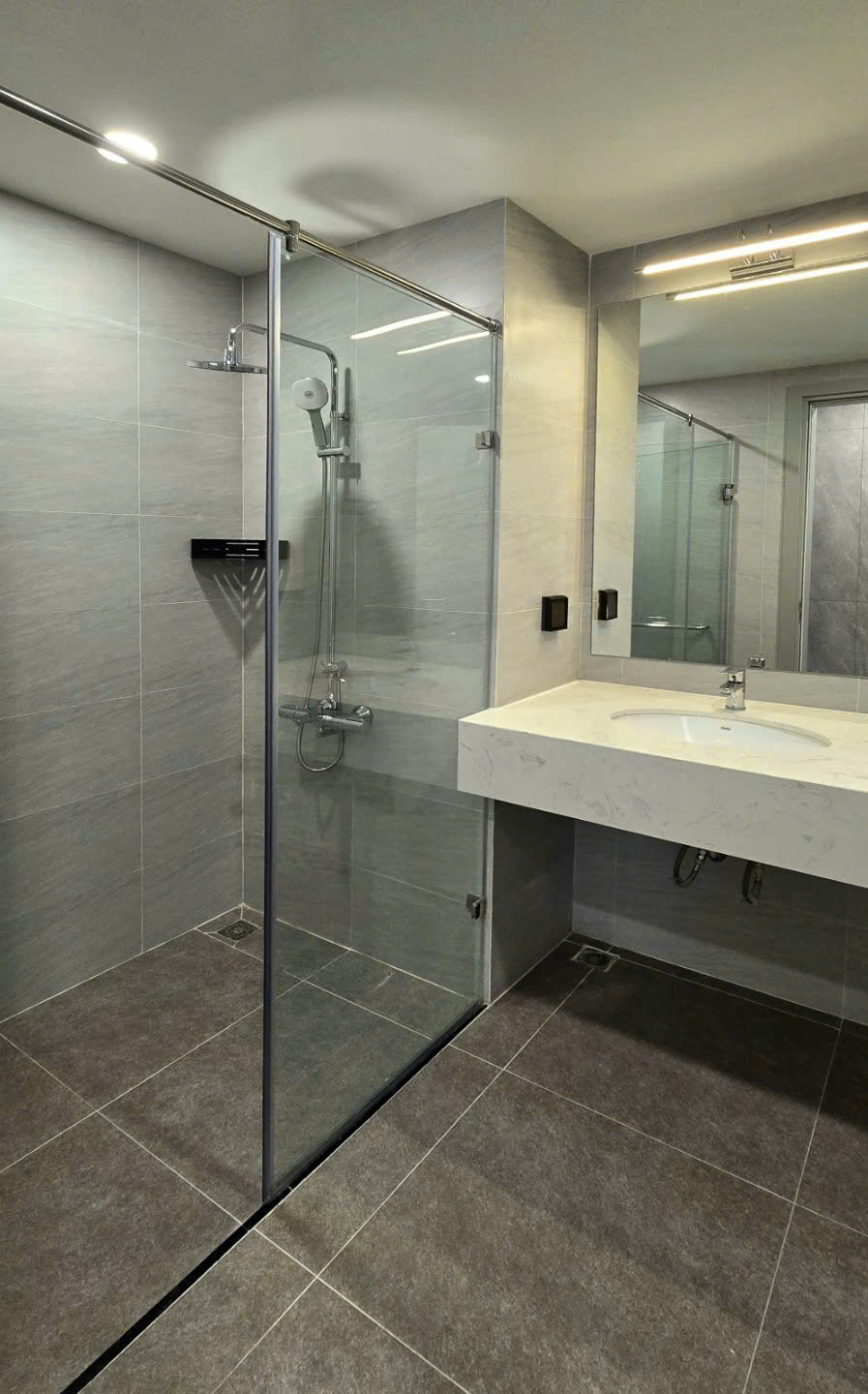 Elegant apartment for rent in Aquabay Grand Park 220sqm 10