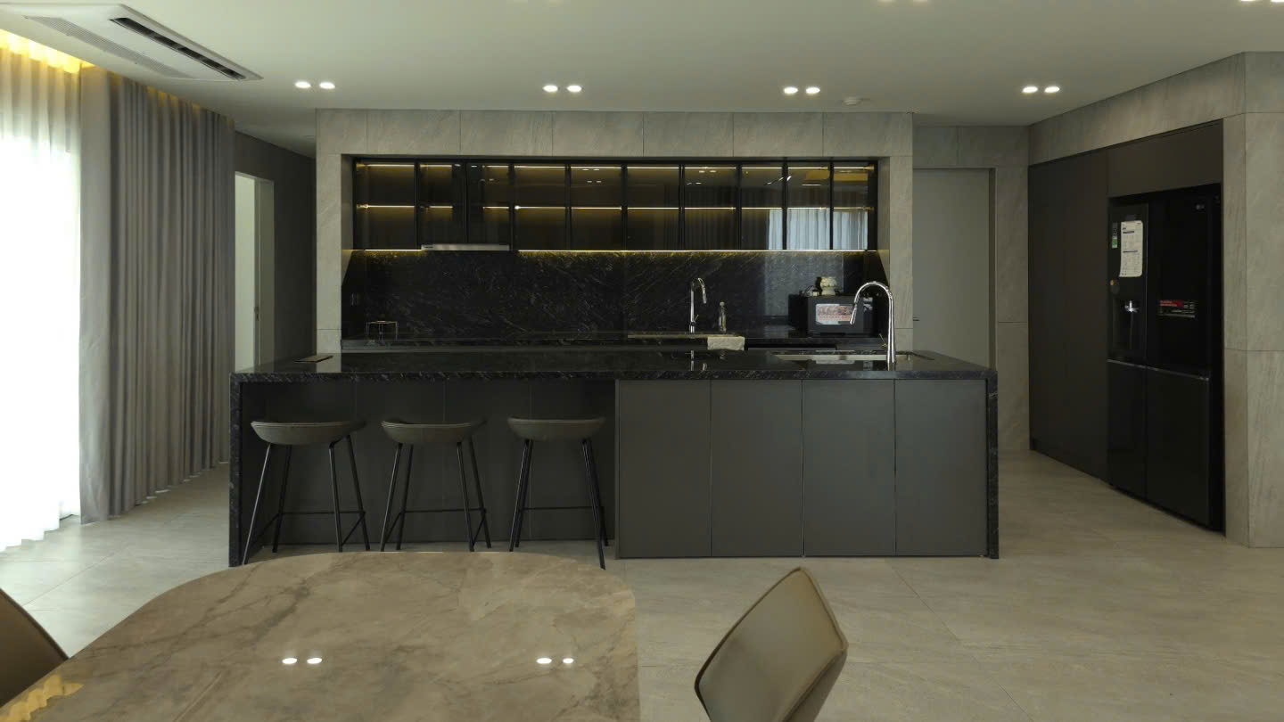 Elegant apartment for rent in Aquabay Grand Park 220sqm 4