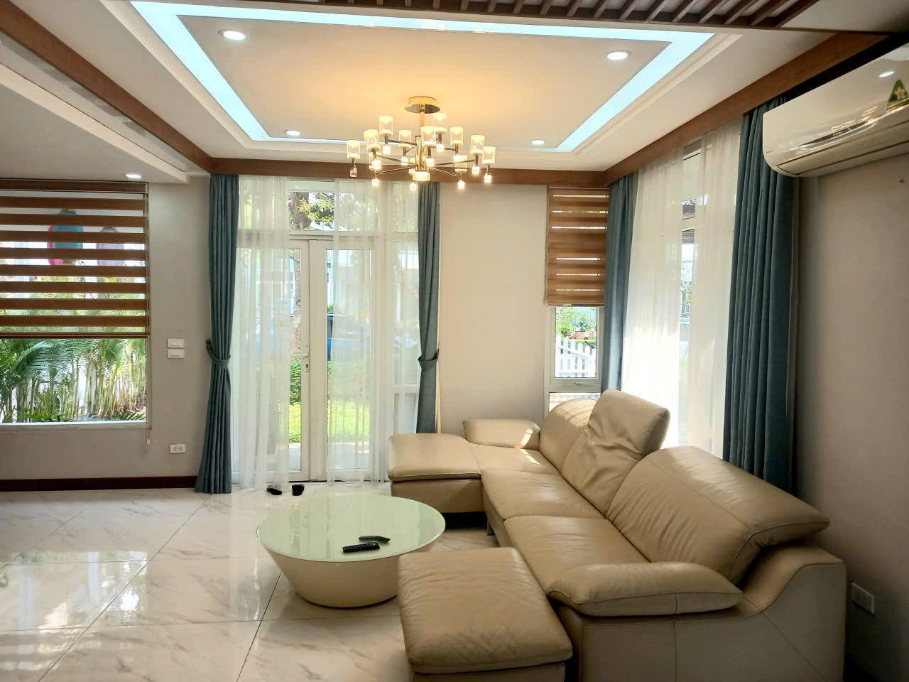 Fully furnished villa for rent in Vuon Tung 3 bedrooms 5