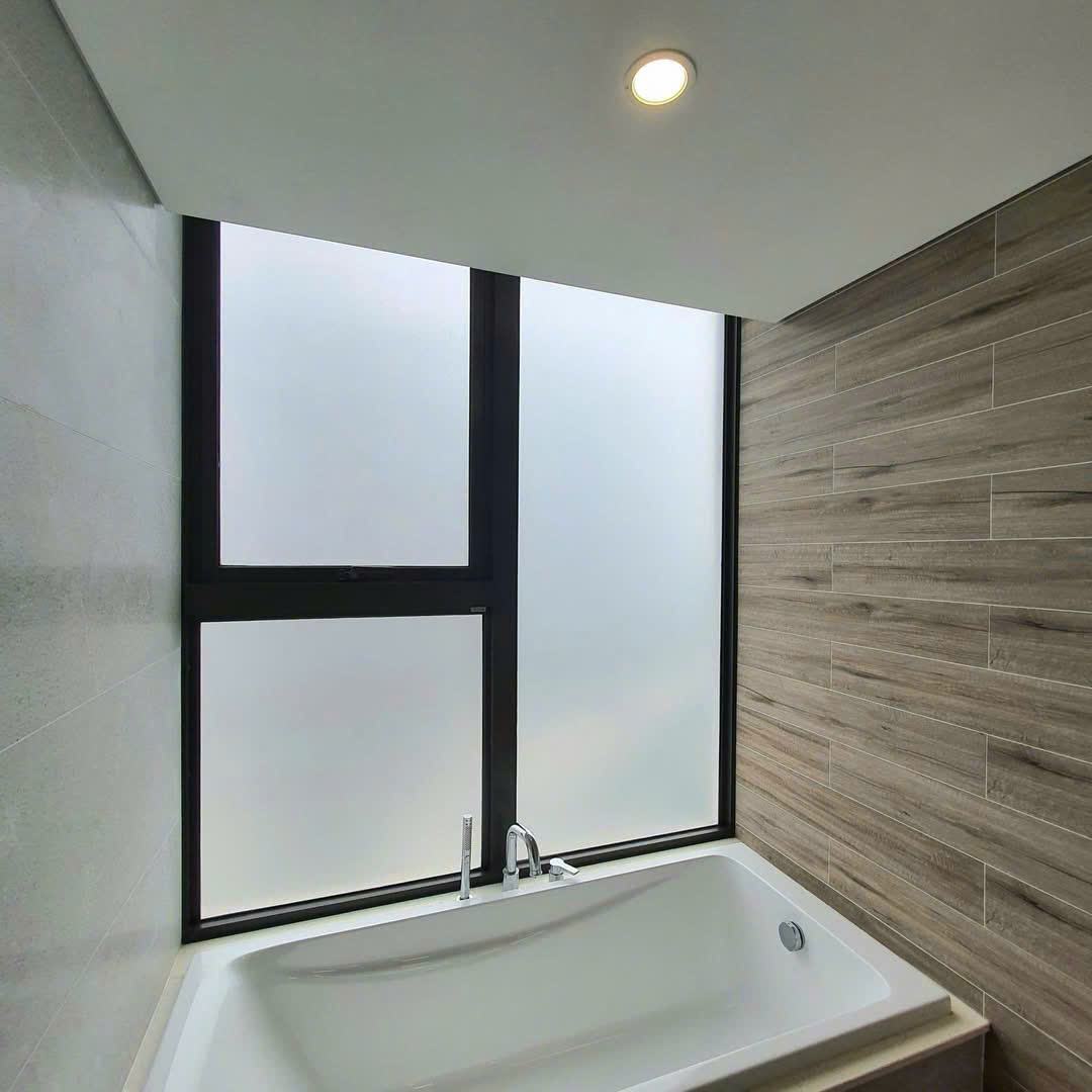 Good price 3 bedrooms apartment in Sol2 nice furniture 5