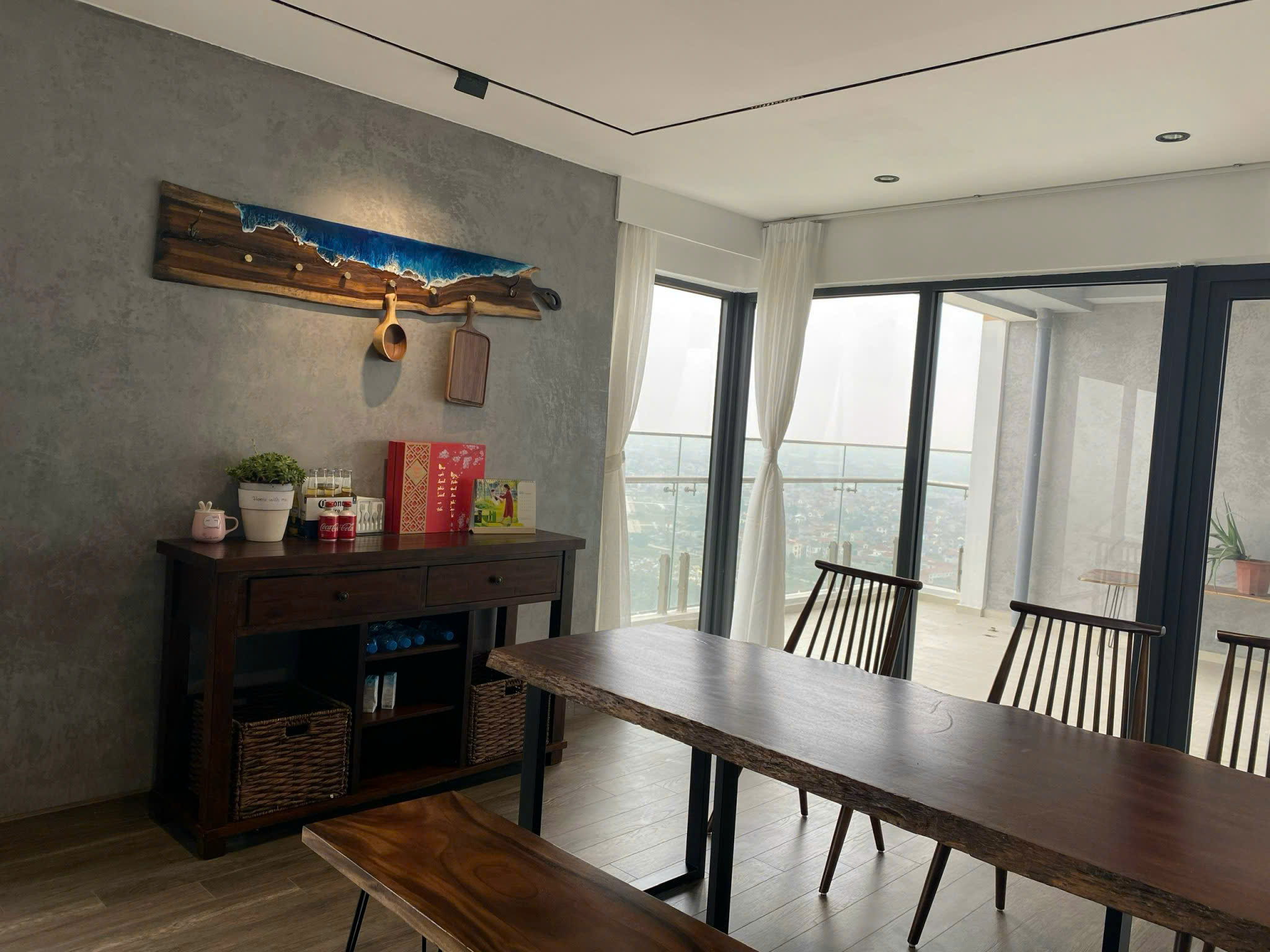 Large size 3 bedrooms apartment in Park premium Ecopark 3