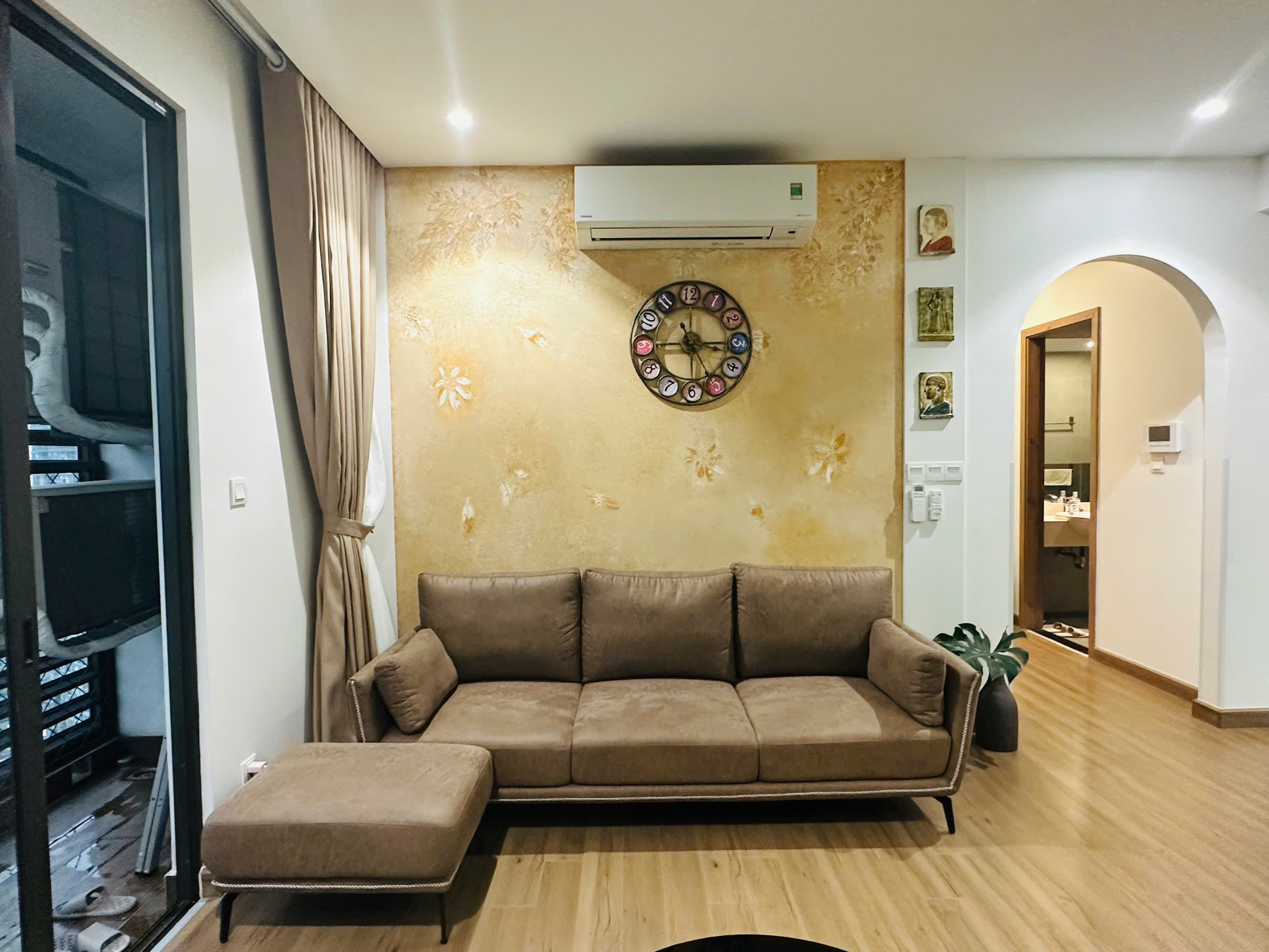 Modern 3 bedrooms apartment in S2 Tower Sky oasis Ecopark 1
