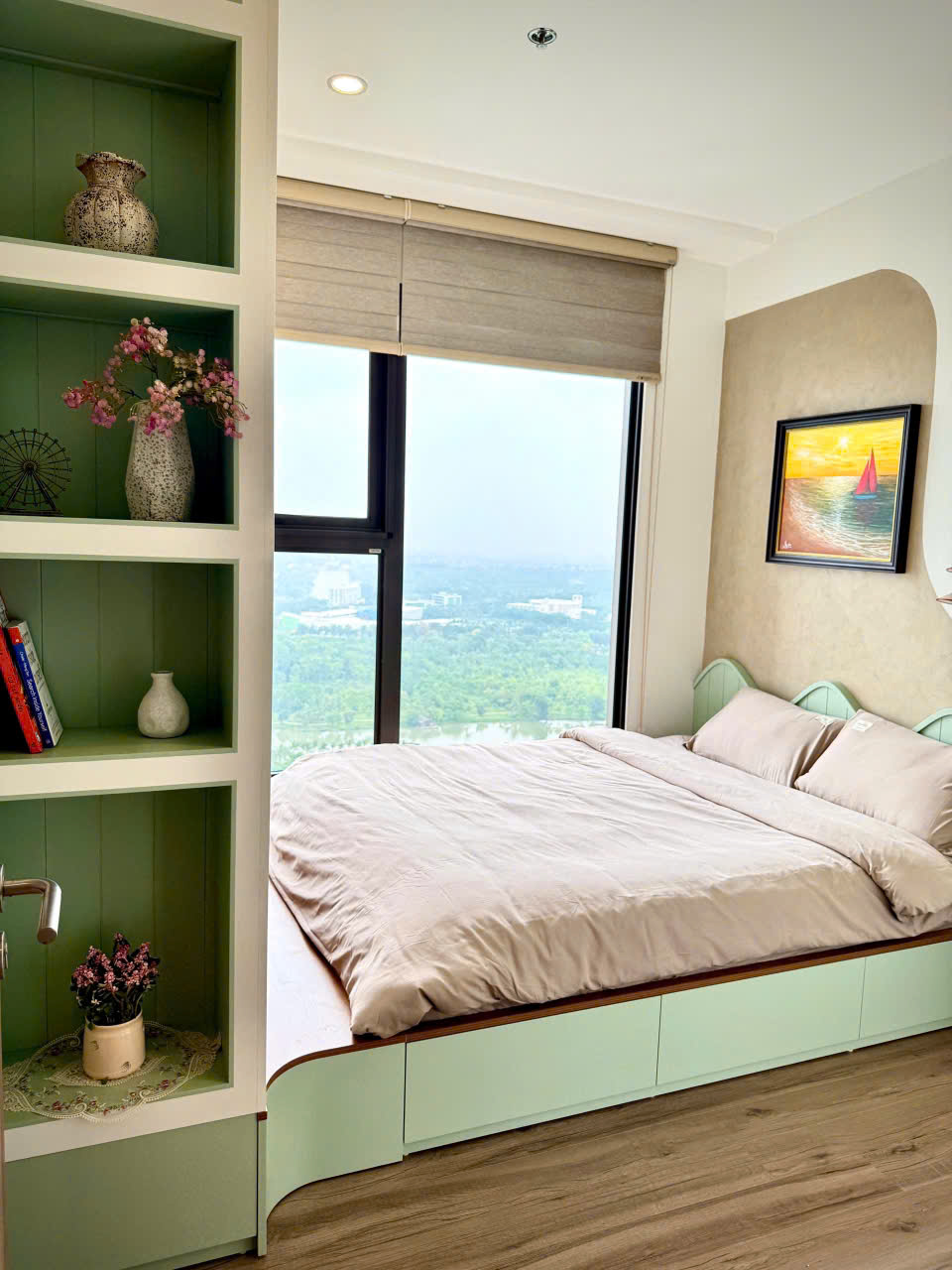 New 3 bedrooms apartment in S-Premium tower Sky oasis Ecopark 12