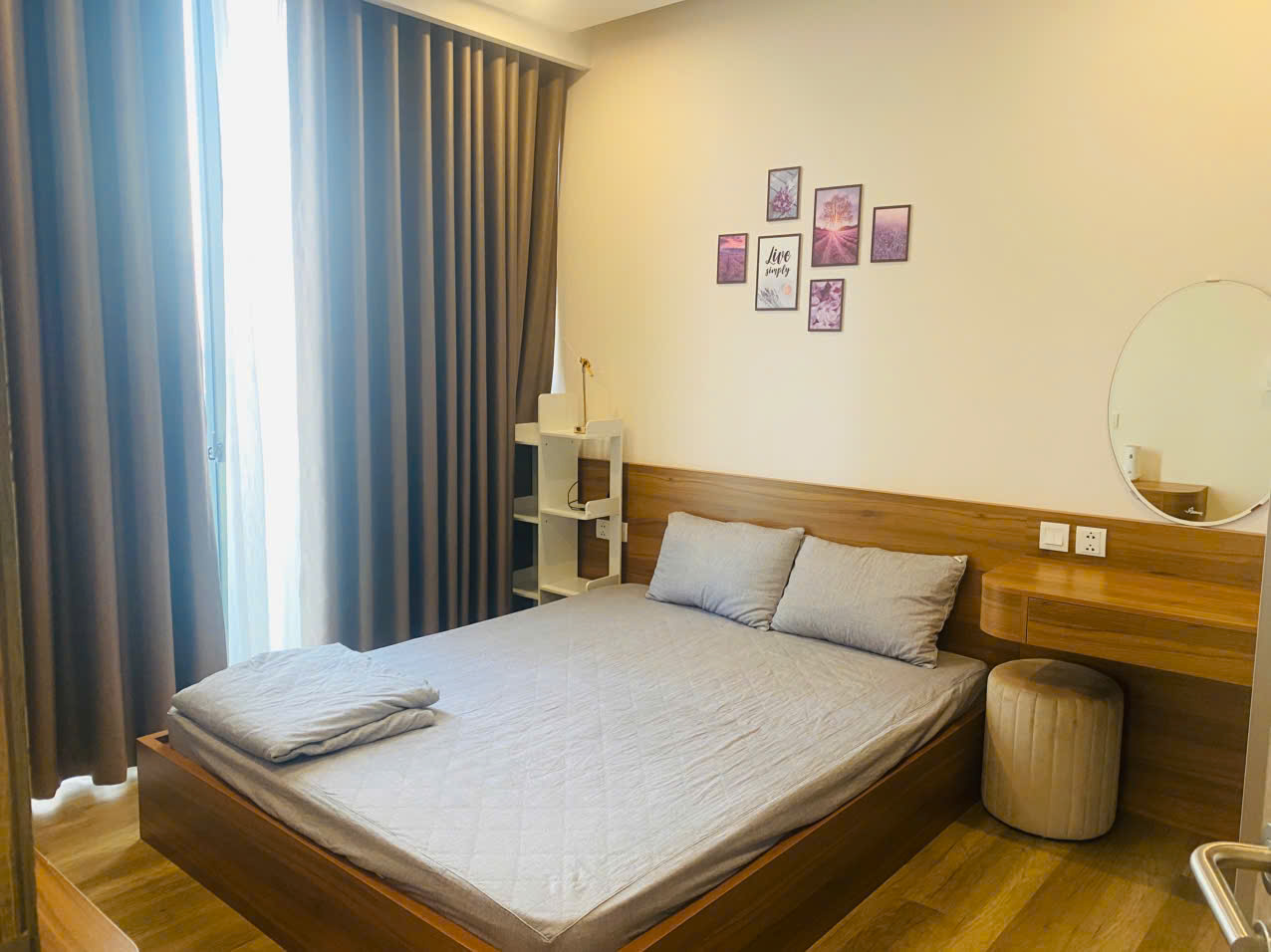 Nice apartment has 3 bedrooms in Solforest Ecopark 4