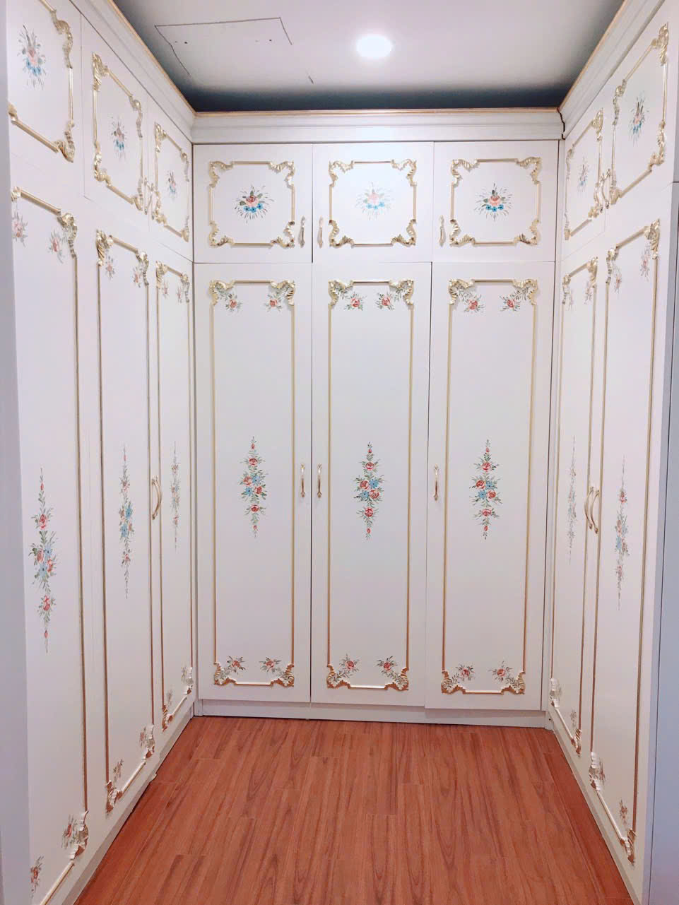 Parkriver furnished villa for rent 4 bedrooms fully furniture 8