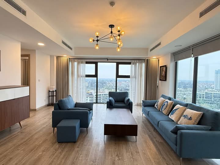 3 bedrooms apartment in Lake 2 with 158sqm