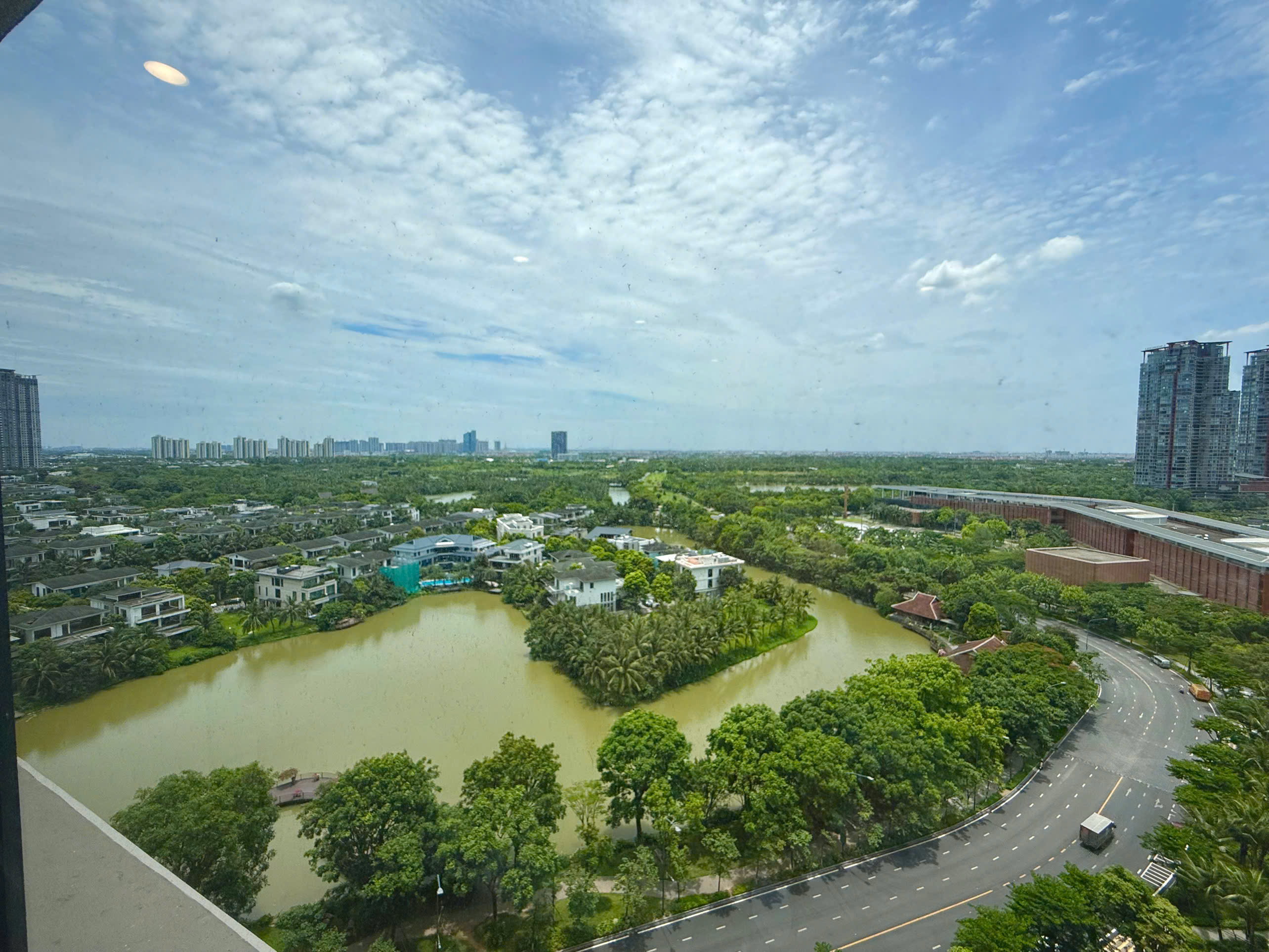 Brand new 2 bedrooms in SF1 Sky forest , furnished