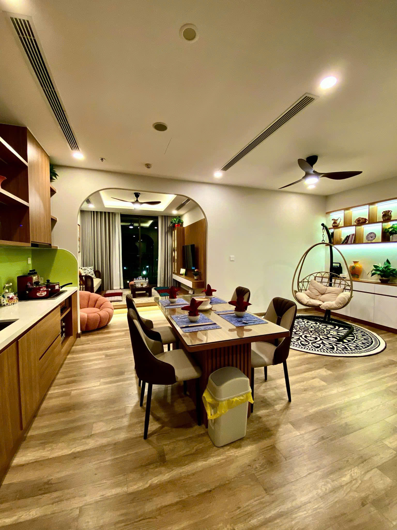 Bright 3 bedrooms apartment in Onsen- Landmark Ecopark