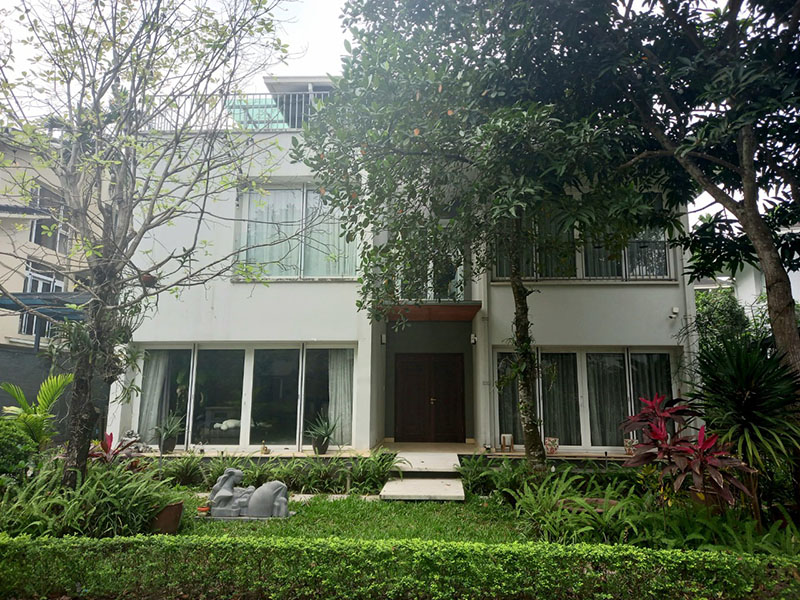 Corner villa in Vuon Mai with 4 bedrooms , Ecopark village