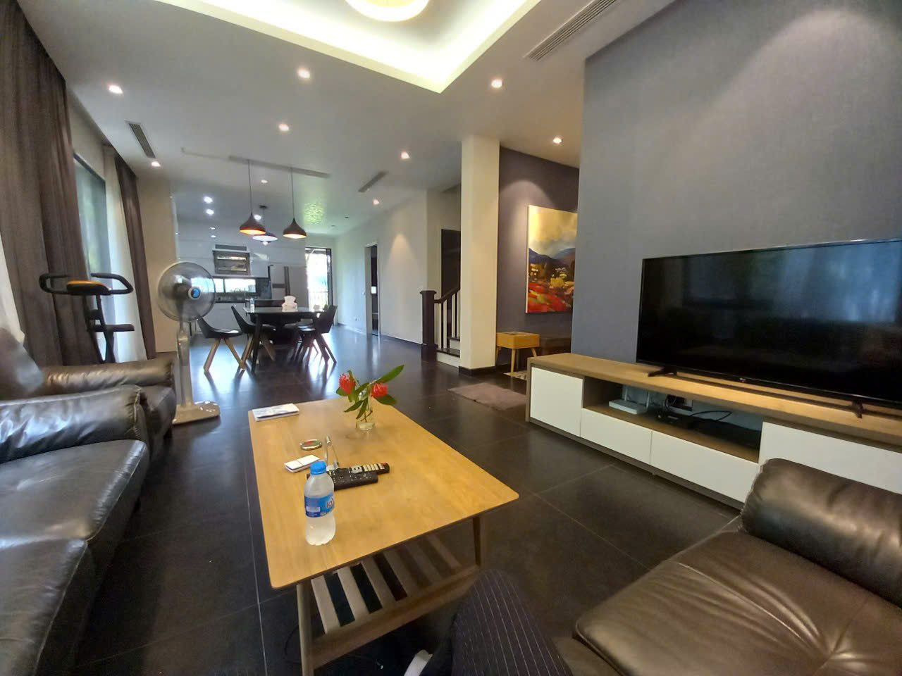 Fully furnished nice villa for rent in Mimosa Ecopark with 5 bedrooms