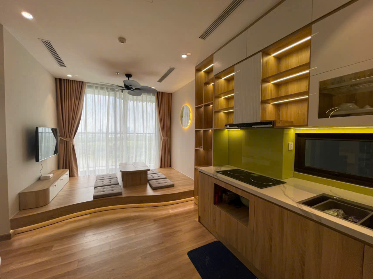 Good furniture 2 bedrooms apartment for rent in Landmark