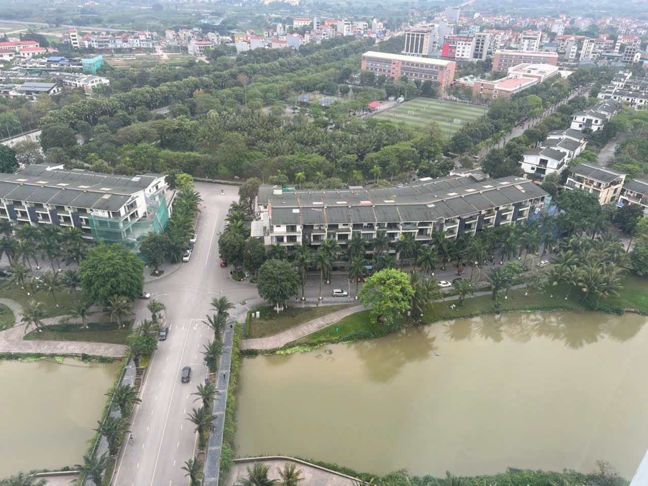 High floor fully furnished apartment in Lake 2 tower 3 bedrooms