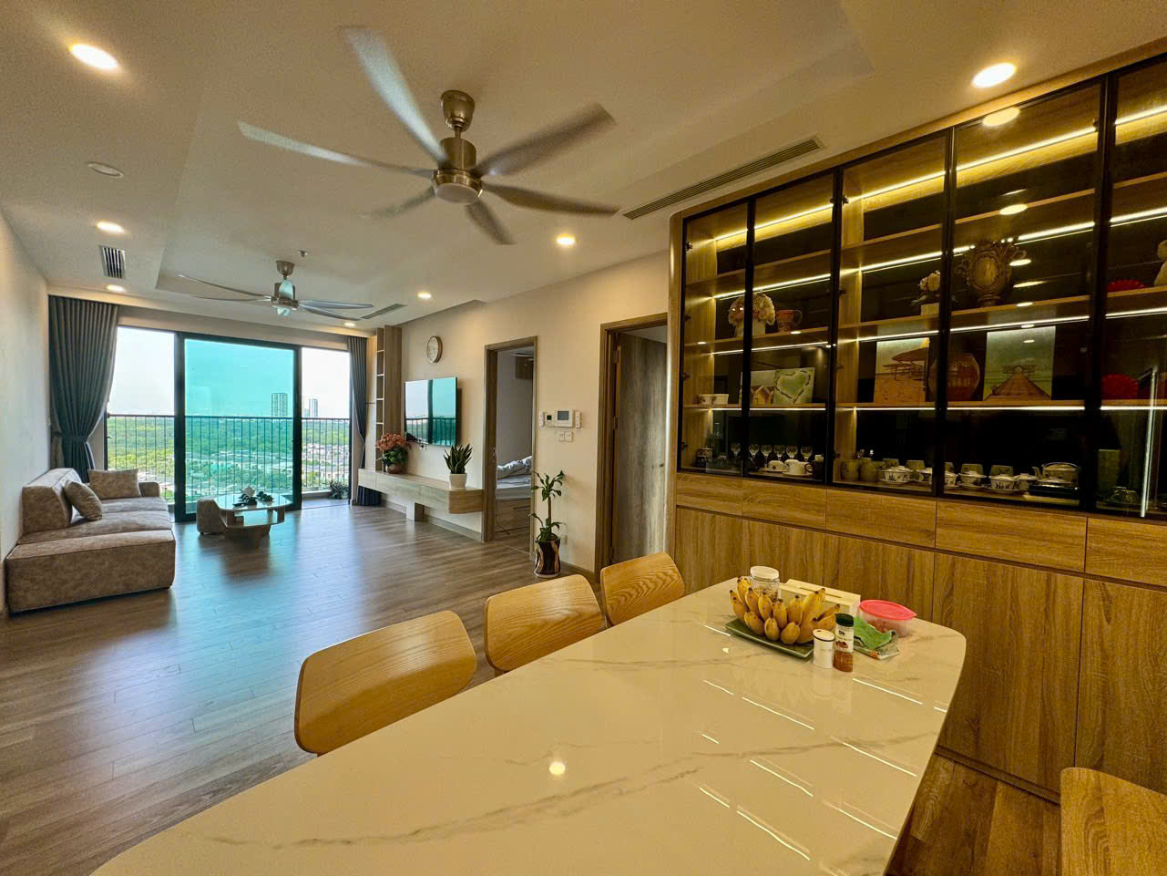 Modern 3 bedrooms apartment for rent in Haven Park Ecopark