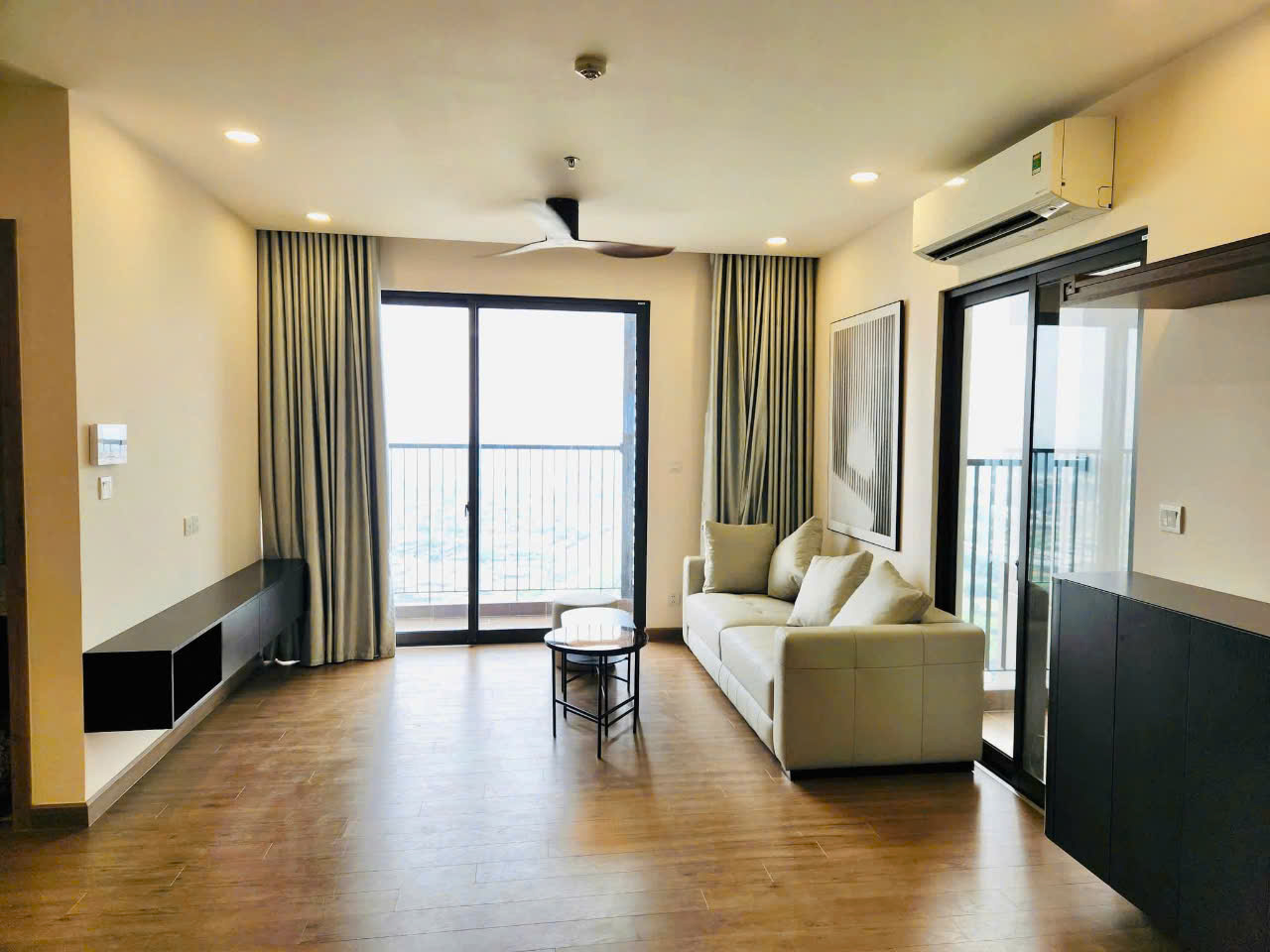 Sky oasis S2 - 2 bedrooms apartment for rent