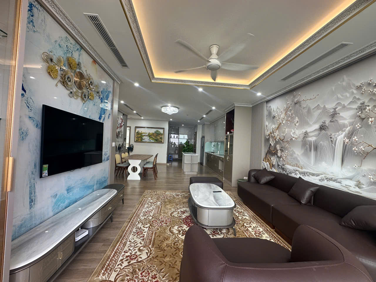 Spacious 3 bedrooms apartment for rent in landmak