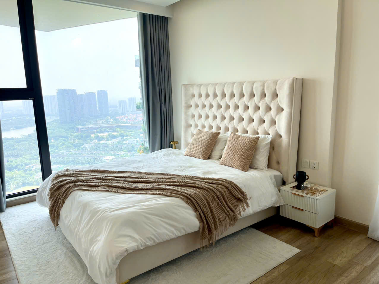 Stunning 3 bedrooms apartment for rent in Solforest