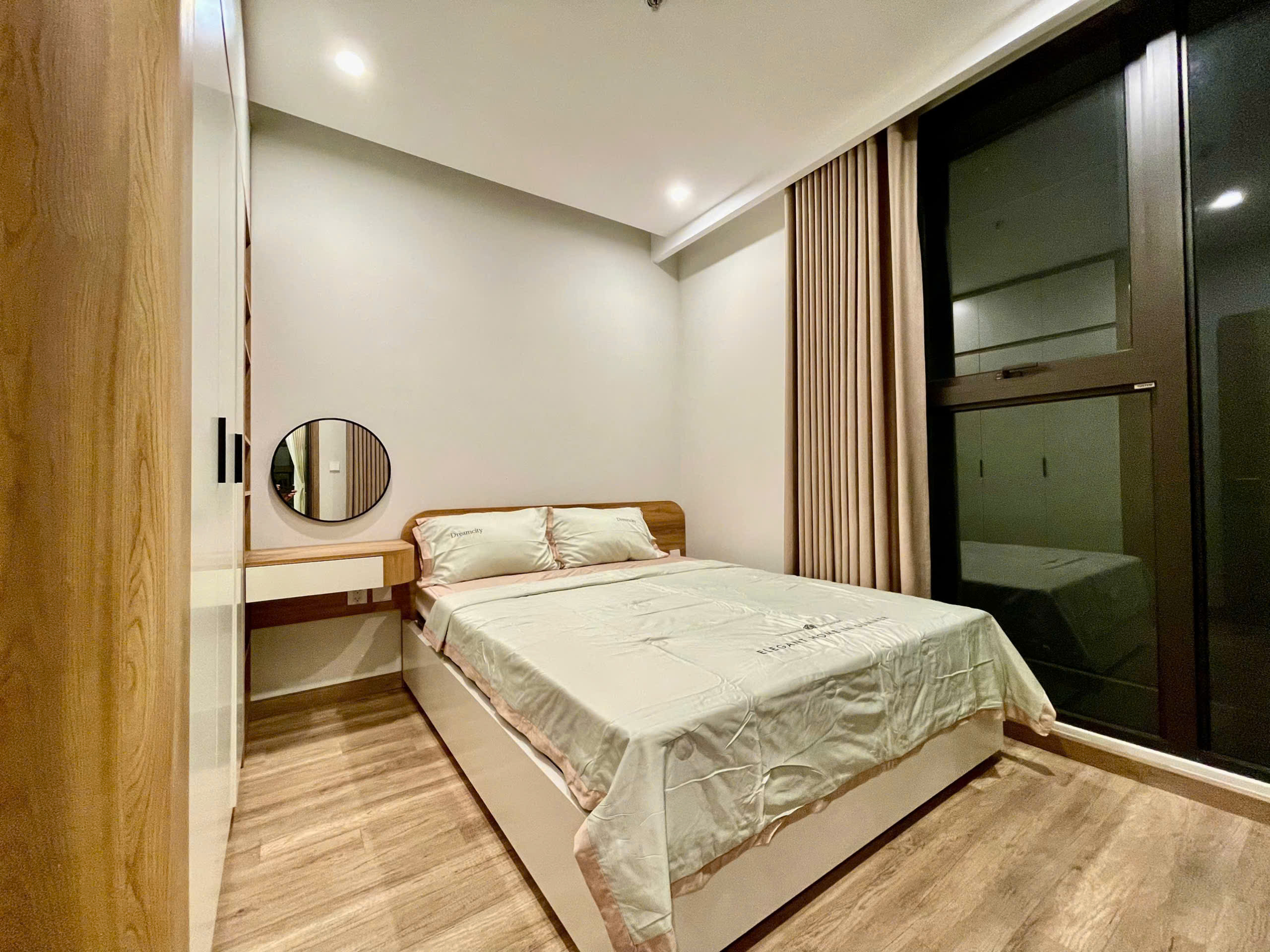 R1 onsen 2 bedrooms apartment rental 8